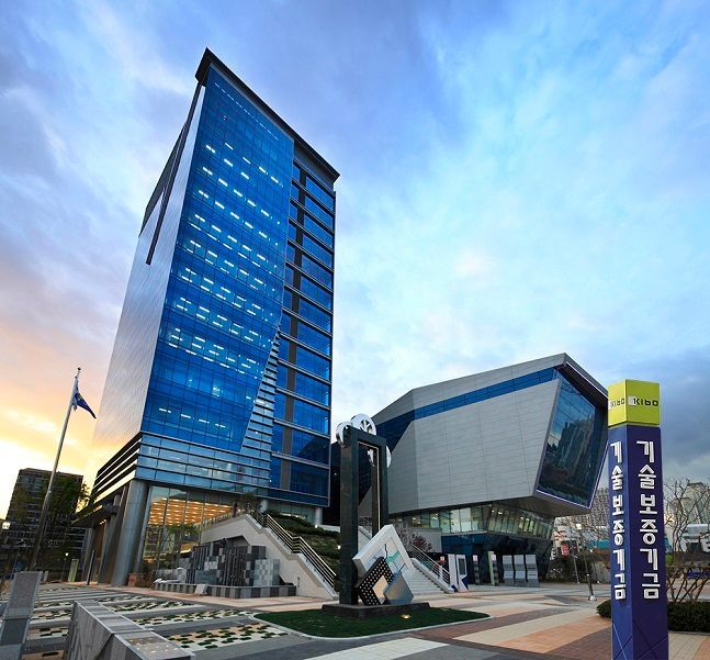 Korea Technology Finance Corporation's headquarters view. ⓒ Korea Technology Finance Corporation