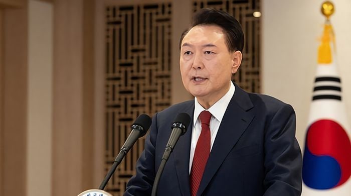 尹 측 <b>석동현</b> "무식하면 용감" <b>공수처 비난</b>…선임계는 아직 안 내