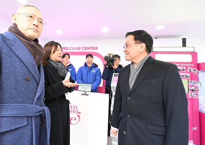 On the 21st, Acting President and Deputy Prime Minister Choi Sang-mok, who is also the Minister of Strategy and Finance, visited the Korea Grand Sale Myeongdong Welcome Center and Olive Young Myeongdong Town branch in Jung-gu, Seoul, to inspect the site of foreign tourism to Korea and encourage the officials. ⓒYonhap News
