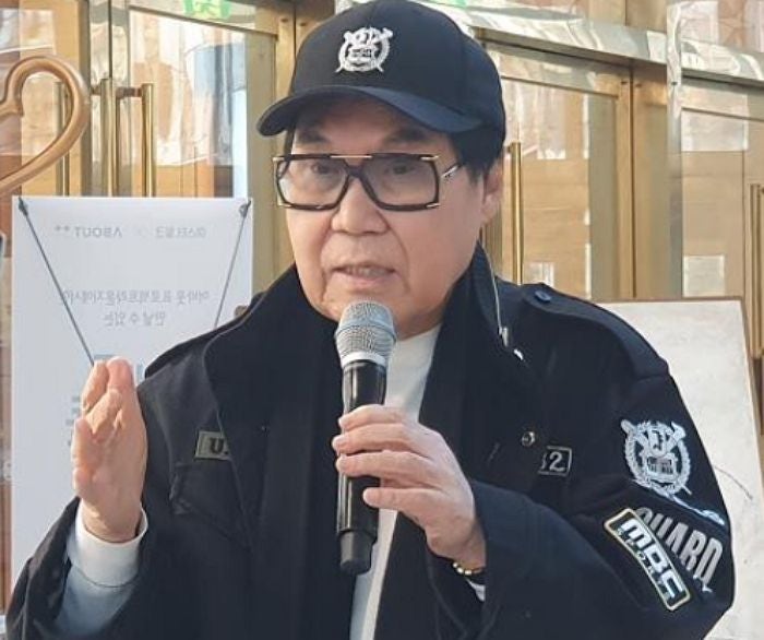 대법 "<b>조영남</b> 재판서 <b>매니저</b> 얼굴 공개, 위법 아냐…국가 배상책임 없어...