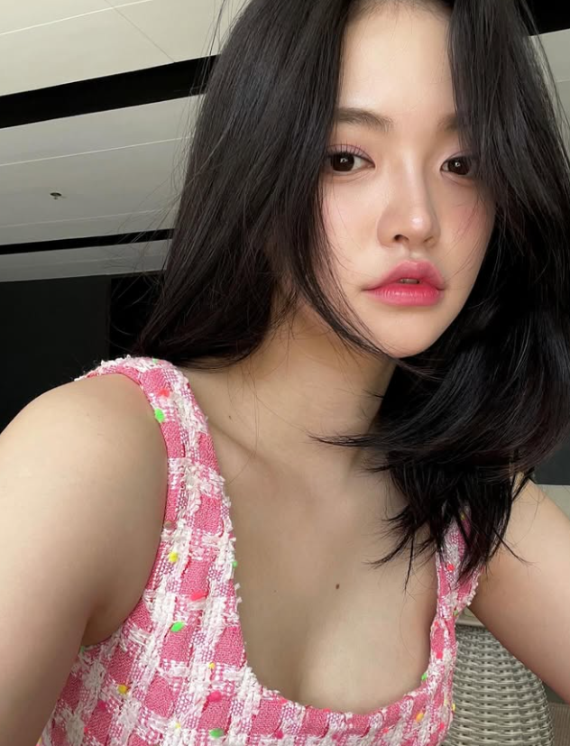 다이아 출신 <b>안솜이</b>, ‘<b>텐프로</b> 마담’ <b>루머</b>에 “법적 대응 예고”