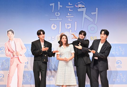 "차별점? 라인업"...6년 결실 이룬 '<b>가오정</b>', <b>이민정</b> 표 야외 <b>예능</b> 출격...