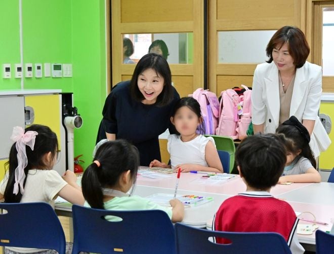 최호정 <b>서울</b>시의회 의장, <b>폭염</b>경보에 학교 현장 긴급 점검
