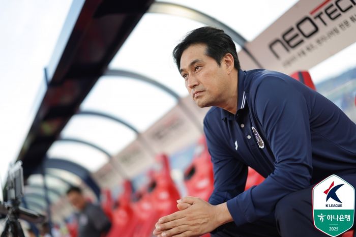 ‘<b>손가락 욕설</b>’ 김포 <b>박동진</b>·‘판정 불만’ 유병훈 감독 징계