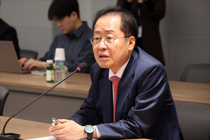 <b>홍준표</b> "尹정권 태어나서는 안 될 정권…보수, 대오각성하는 계기 삼아...