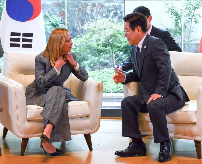 李대통령, '이탈리아·<b>폴란드</b>' 정상회담…"AI·<b>방산 협력</b> 발전"