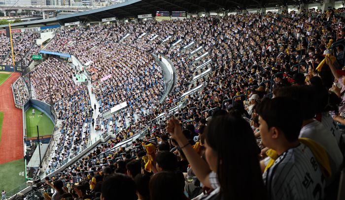 <b>프로야구 포스트시즌</b>, 10월 5일 <b>개막</b>