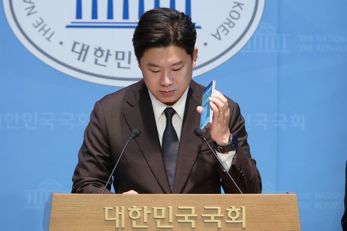 "<b>김민석</b>으로 가시죠"…진종오, '민주당 <b>종교단체</b> 동원' <b>의혹</b> 제기