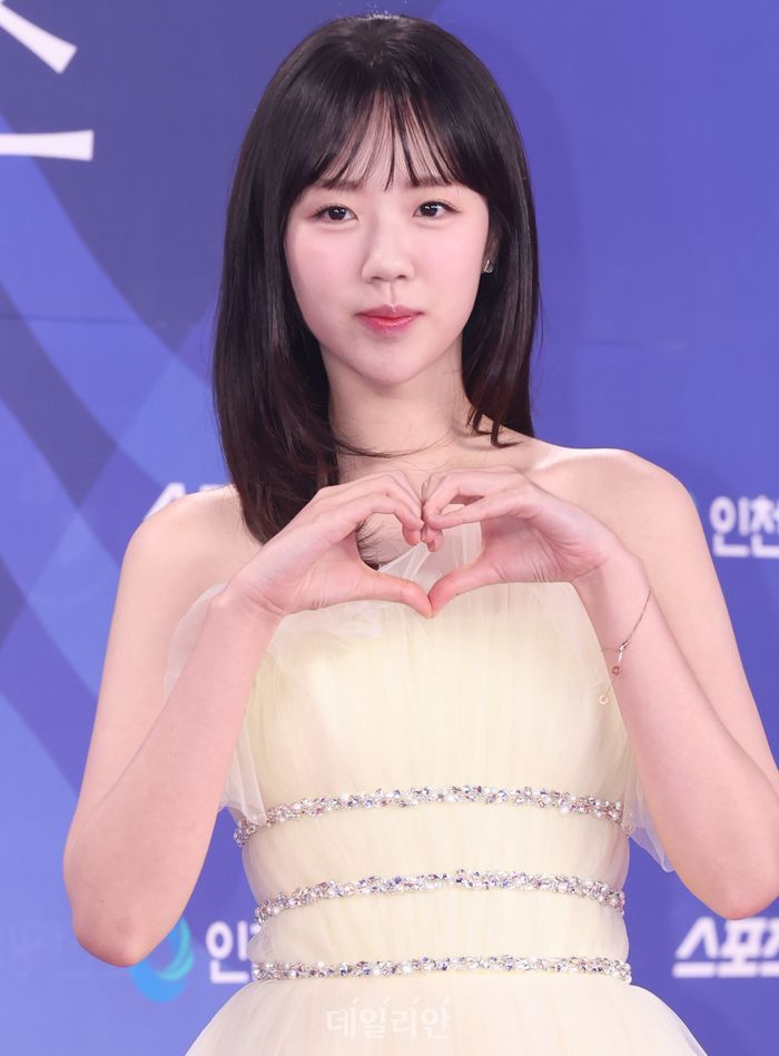 <b>지예은</b>, 갑자기 활동 중단한 이유가...'이거' 때문?