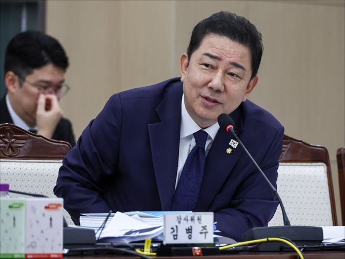 <b>김병기</b> "장동혁 尹 <b>면회</b>, 일본 극우 세력 망동과 다를 바 없어"