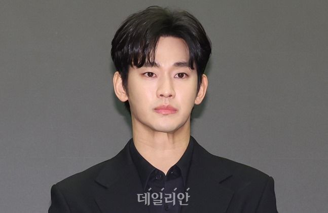 <b>김수현</b> 측, "공개된 <b>증거</b>는 <b>조작</b>" 故<b>김새론</b> 의혹 거듭 반박