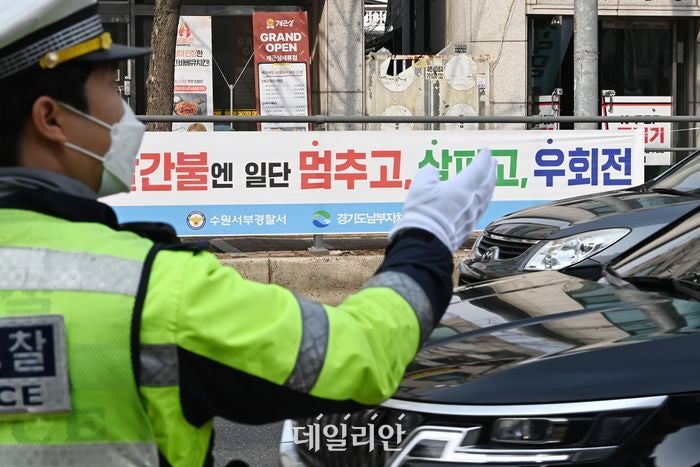 0003019890_001_20251103070007433.jpg?type=w800