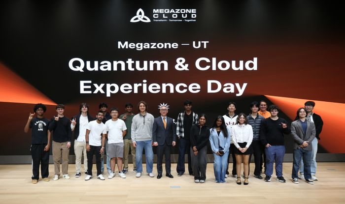 10월 30일 과천 메가존산학연센터에서 열린 'Megazone&#8211;UT Quantum & Cloud Experience Day’ 행사에서 메가존클라우드 임직원들과 UT 재학