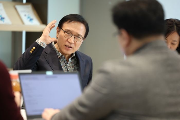 임태희 경기교육감 "<b>수능</b> 영어 듣기 평가 폐지 시급…대입 제도 개선 추...