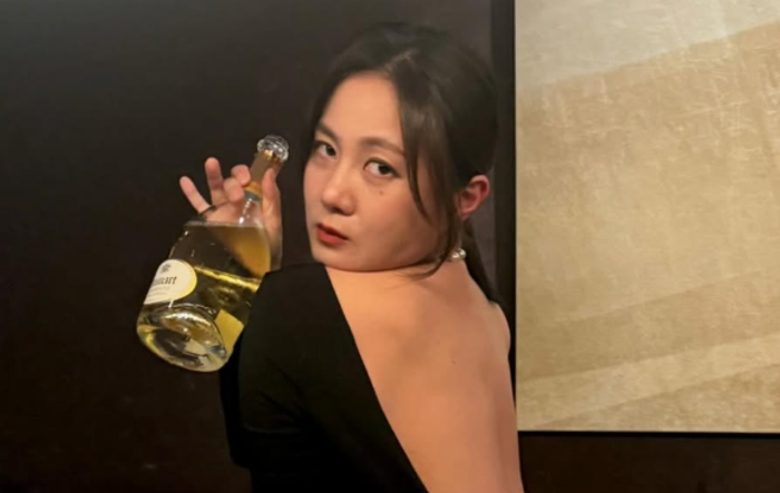 입건된 <b>박나래</b>, 이번엔 <b>횡령의혹</b> "전 남친에 회삿돈 3억 송금"