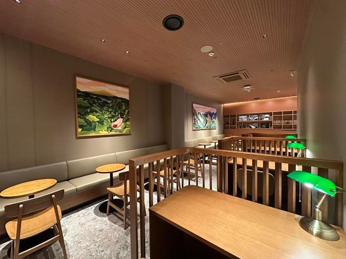 "매출은 늘고, 이익은 줄었다"...스타벅스의 다음 승부수는 MZ - 뉴스 썸네일 이미지