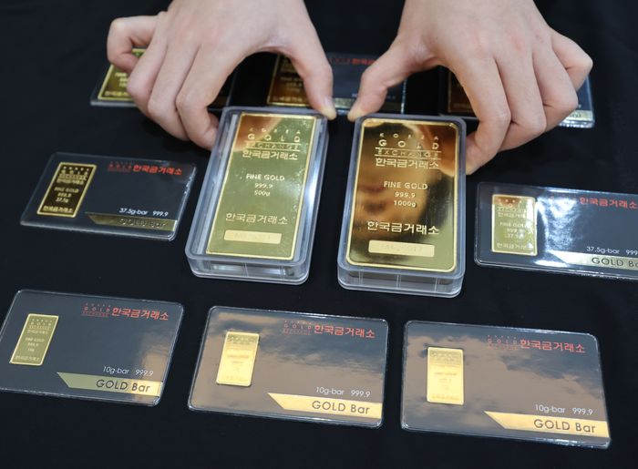 서울 종로구 한국금거래소에 금 상품이 높여있다.ⓒ연합뉴스