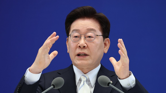 李대통령 "투표지 사태, 부정선거론과 전혀 달라"