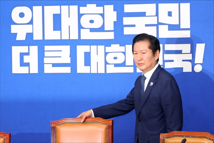 李대통령, 보완수사권 결정 위임에…정청래 "전면 폐지" 선언