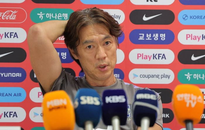 홍명보 연봉 38억?…‘마지막 봉사’ 발언 다시 소환