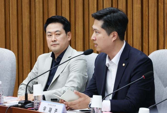'장동혁 거취' 진흙탕 싸움에 돌아선 민심…국민의힘, 지지율 침체 늪 빠지나
