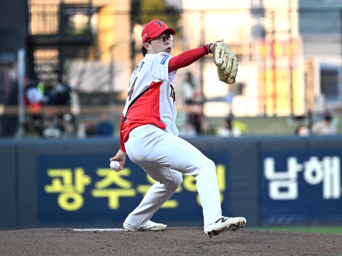 KIA <b>양현종</b>, 역대 2번째 13시즌 연속 <b>100이닝</b> 돌파 도전