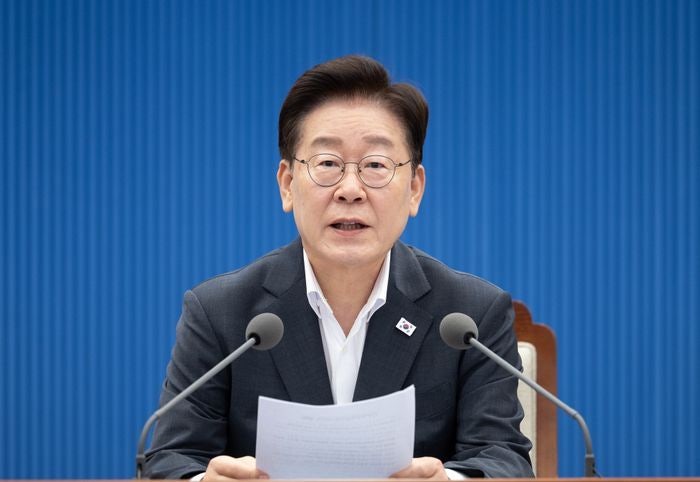 李<b>대통령</b>, 28일 민주당 국회의원 <b>청와대</b> 초청 <b>오찬</b>…전원 참석 전망