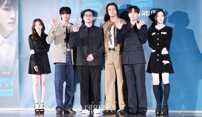 '<b>최종면접</b>' 제작진의 포즈