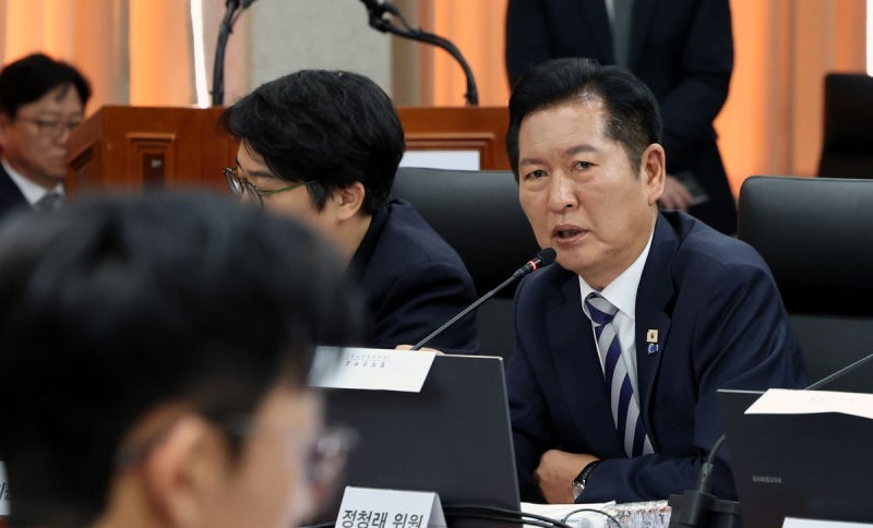 <b>정청래</b>, 국감 출국 앞두고 <b>미국 비자</b>발급 <b>보류</b>…"유감스럽다"