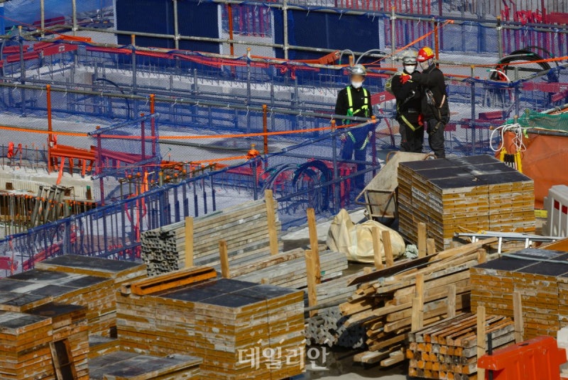 1~9월 <b>산재사망 366명</b>으로 역대 최저…‘산재와의 전쟁’ 성과와 숙제