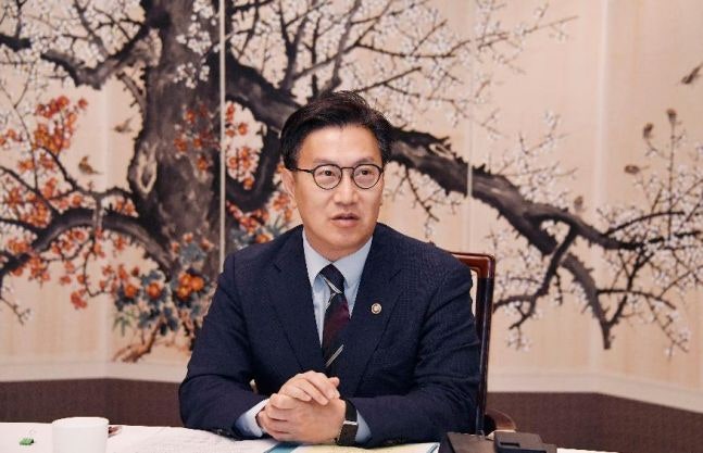 F4 “정치 불확실성 증대, <b>24</b>시간 비상점검·대응체계 지속 가동”