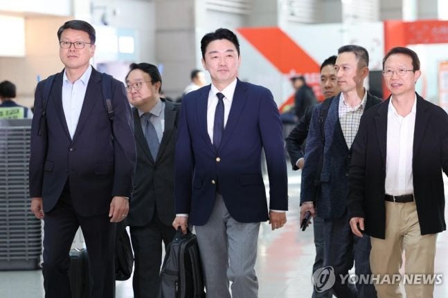 <b>강훈식</b>, <b>유럽</b>行…79조 <b>방산</b> 수주 총력 "국부 창출에 최선"