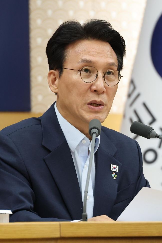 김민석 총리 "선관위 해체하는 게 낫다는 목소리 있어…각성해야"