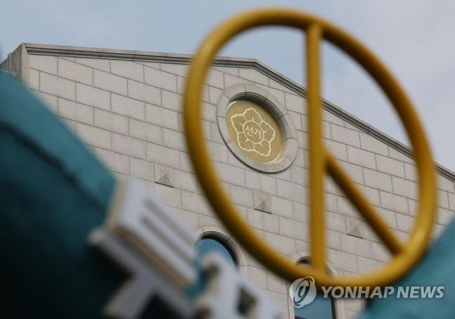 선관위, '소쿠리 투표' 논란 당시에도 성과급 83억 챙겼다…예산 99.9% 집행