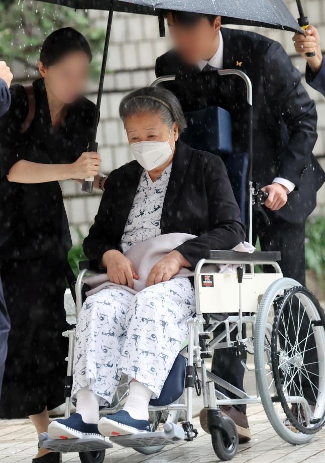 '<b>정교유착</b>' 통일교 <b>한학자</b> 총재, 1심에서 징역 2년 선고