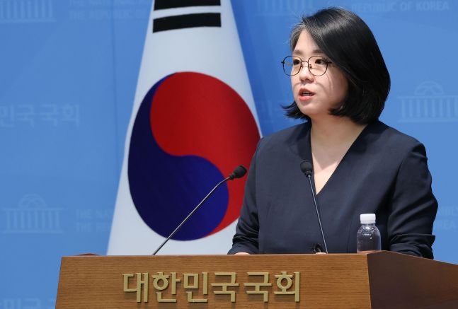 [전문] <b>용혜인</b>, 논란 <b>정면돌파</b>..."억측·악선동 난무, 이성 찾아달라"