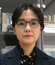 김수아 서울대 언론정보학과·여성학협동과정 부교수.