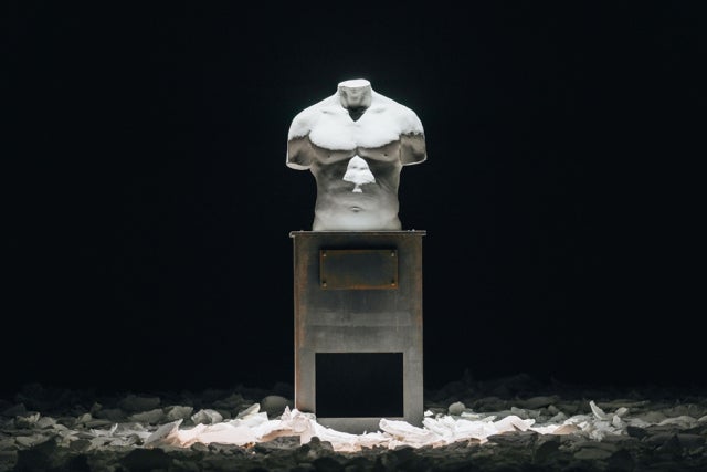 넷플릭스, '​피지컬: 100' 시즌3 제작 확정...제작사는 미정 - 뉴스 썸네일 이미지