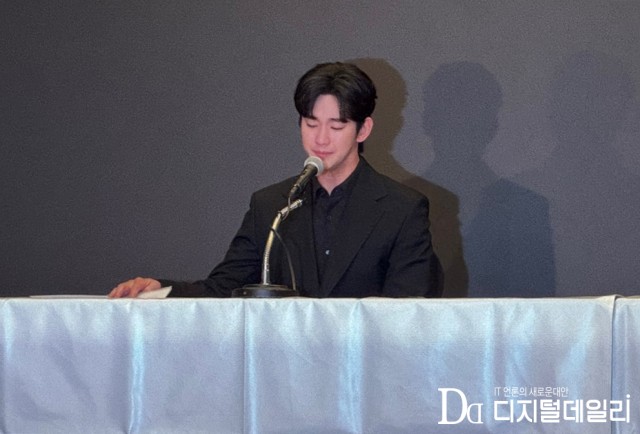 김수현 '넉오프' 보류한 디즈니+, '<b>재혼황후</b>'로 텐트폴 채울까