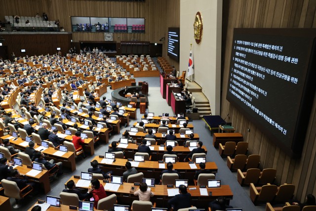 [취재수첩] 주 52시간 완화, '마스터 키' 아니다…극약 처방은 이제 그만