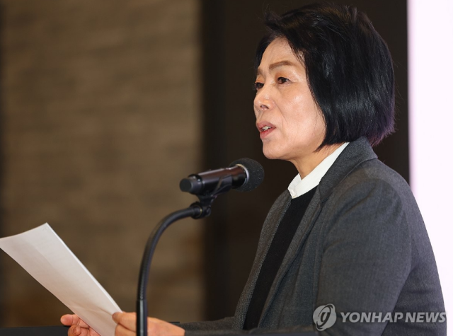 국회 과학기술정보방송통신위원회(과방위) 최민희 위원장이 19일 경기도 성남시 네이버 1784 사옥에서 열린 간담회에서 인사말을 하고 있다.