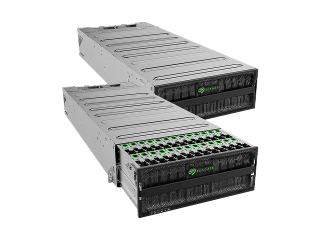 씨게이트 엑소스 4U100 및 4U74 JBOD [사진=씨게이트]