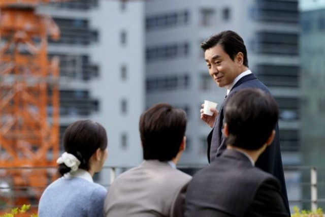 [DD스타부동산] '귀로 투자한 김부장' VS '발로 뛴 송과장'..드라마로 본 부동산 생존법