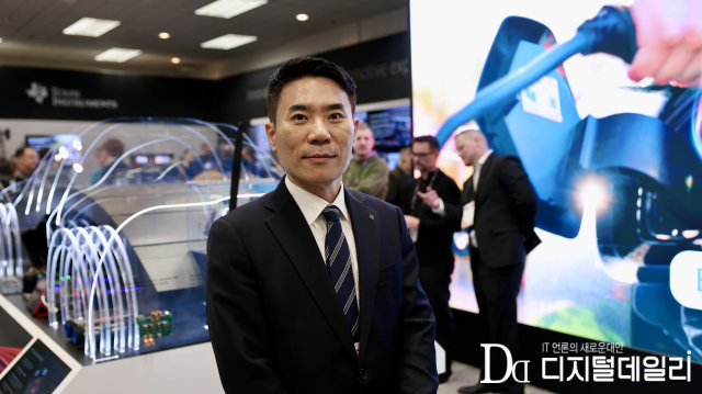 박중서 텍사스 인스트루먼트(TI) 코리아 대표(지사장)는 7일(현지시간) 미국 라스베이거스 컨벤션 센터(LVCC)에서 <디지털데일리>와 만나 올해 CES를 관통하는 핵심 화두를 이같이 정의했다.[사진=김