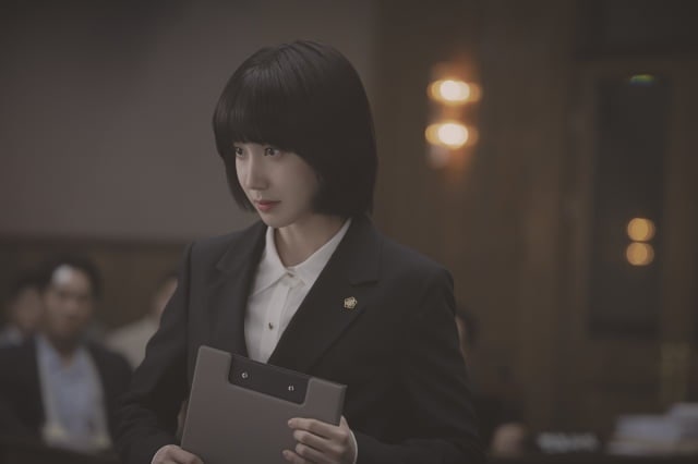 넷플릭스 방영권 판매 ‘계약위반’ 주장한 ‘우영우’ 작가, 항소 안.....