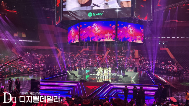 4월24일 'LCK 로드쇼: 2026 T1 홈그라운드' 전야제 '이브 페스타' 걸그룹 엔믹스 무대. [사진=이학범기자]