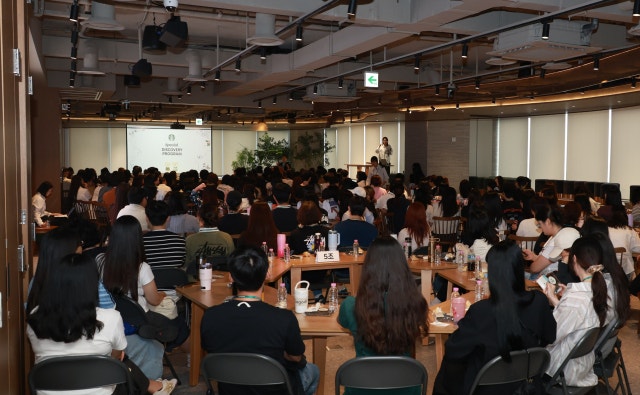 '5·18 역사 폄훼 논란' 신세계그룹 임직원, 역사·사회 교육 받는다
