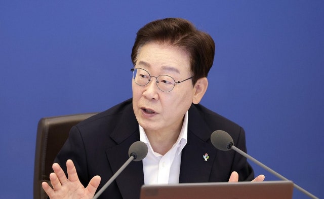 李 대통령 "이재용 회장 결단이 대한민국 첨단산업 새로운 도약 선도"