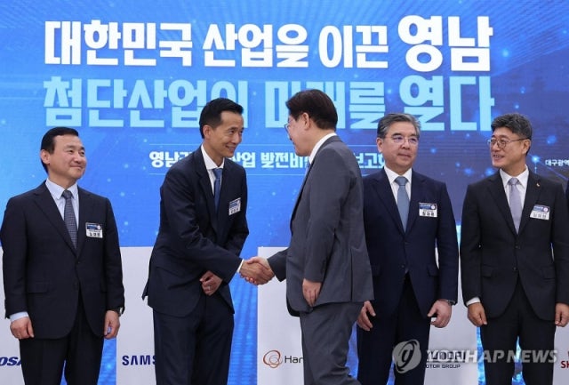 한화·현대차, 영남권에 통 큰 투자…李 "우주항공, 韓 새 먹거리 산...