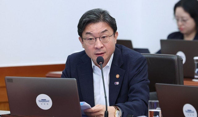 "개인투자자 <b>레버리지 ETF 투자한도</b> 생기나…금융위, 추가 규제 검토"